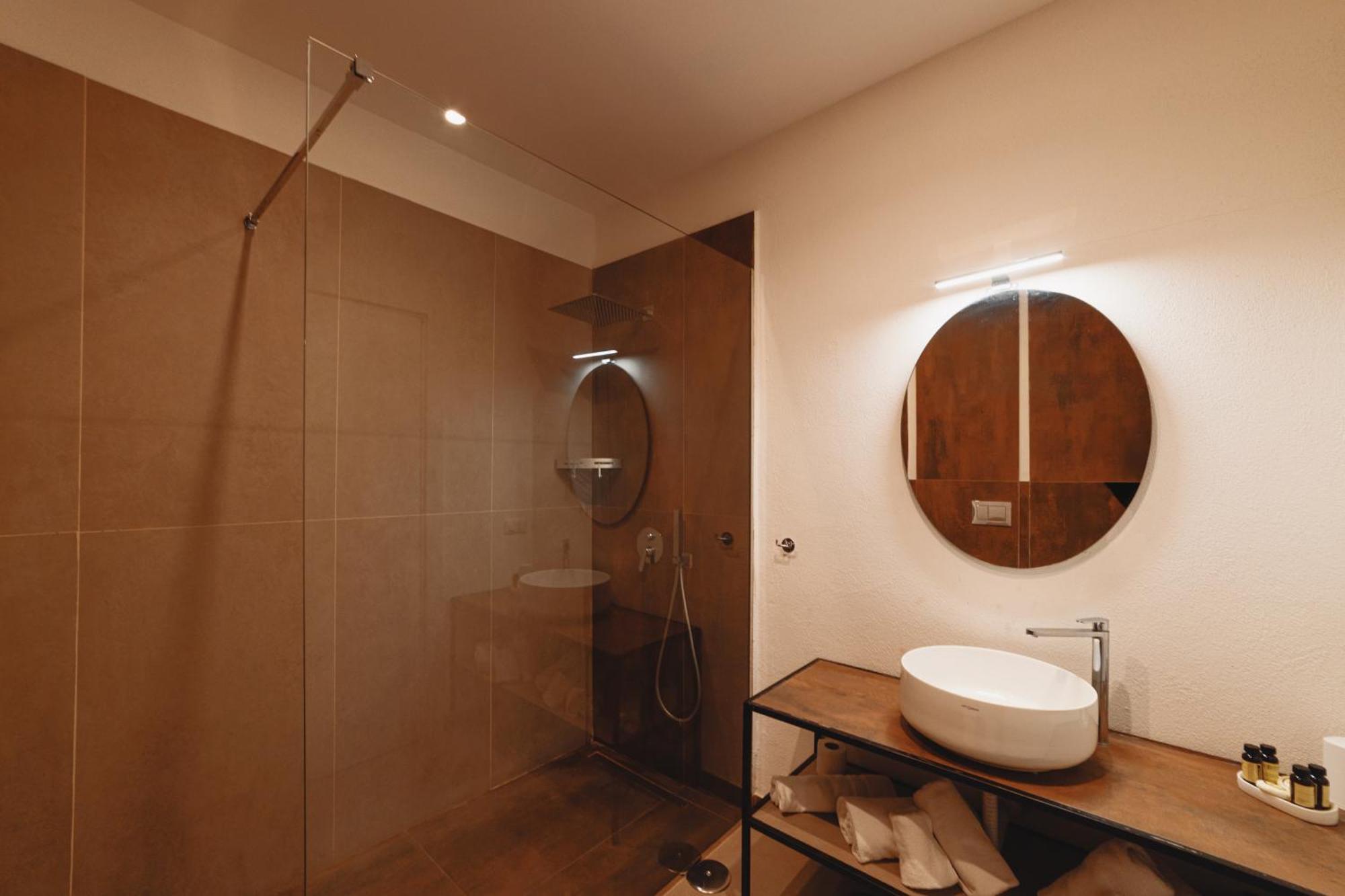 Attico33 Hotel เนเปิลส์ ภายนอก รูปภาพ